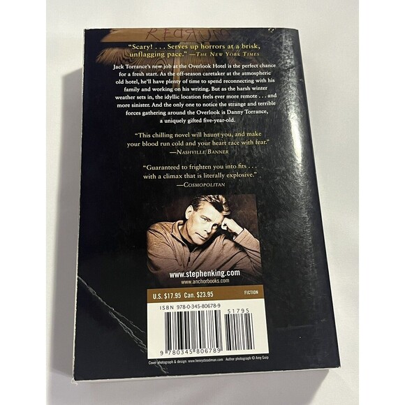 The Shining Paperback by Stephen King - Picture 2 of 8